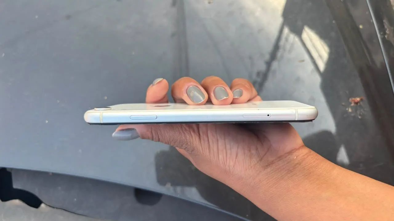 iPhone XR - Foto 4