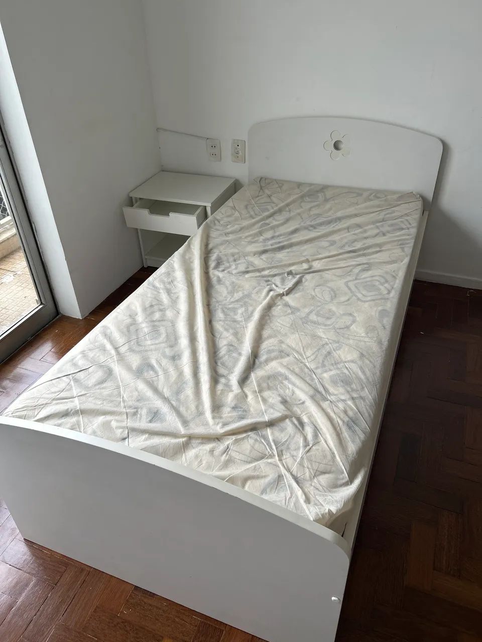 Cama menina