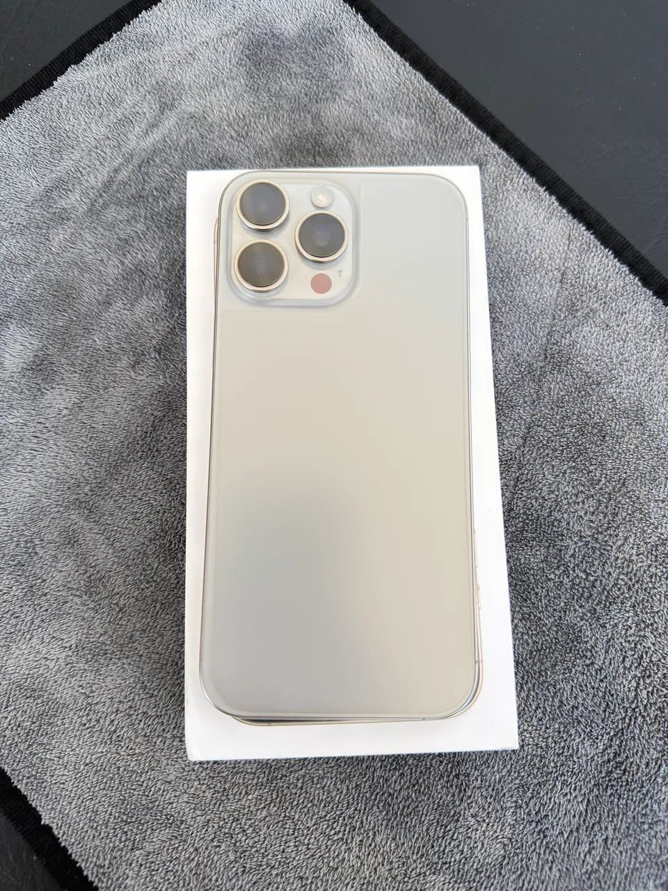 iPhone 16 pro Max 512gb saúde da bateria 94%