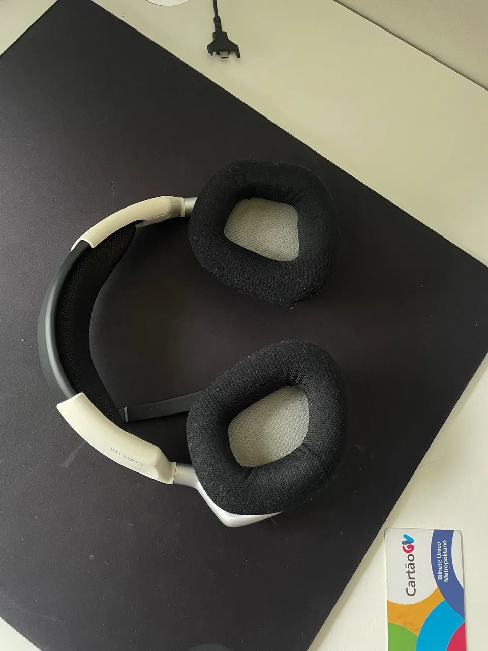 Headset Corsair Void RGB Elite USB Branco - Foto 2