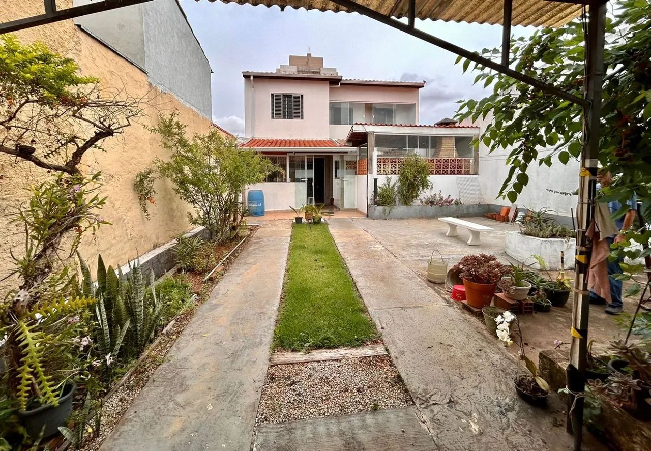 Casa com 3 dormitórios à venda, Vila Jardini - Sorocaba/SP