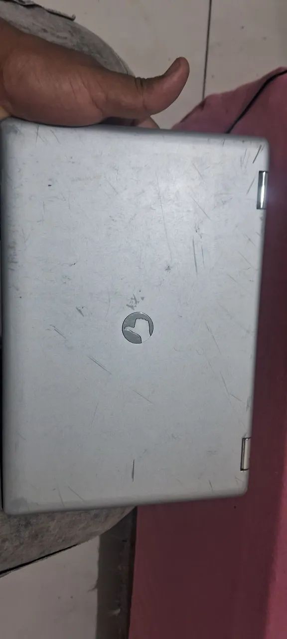 Netbook positivo com defeito 