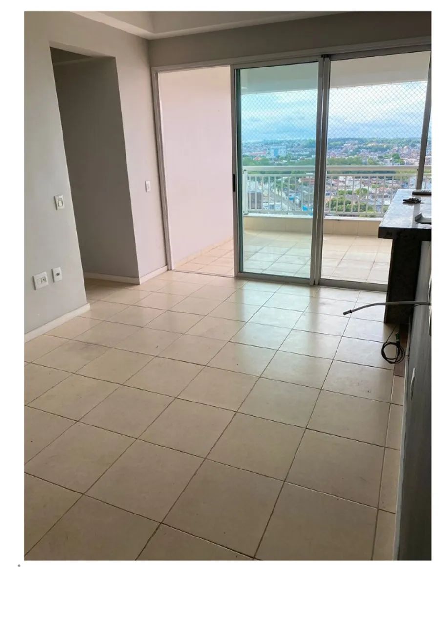 Apto com três dormitórios sendo um suíte no D. Pedro - 100m²