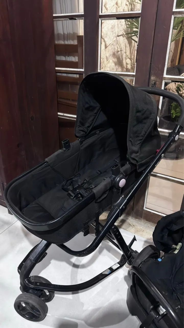 Carrinho Moisés com BB conforto Safety