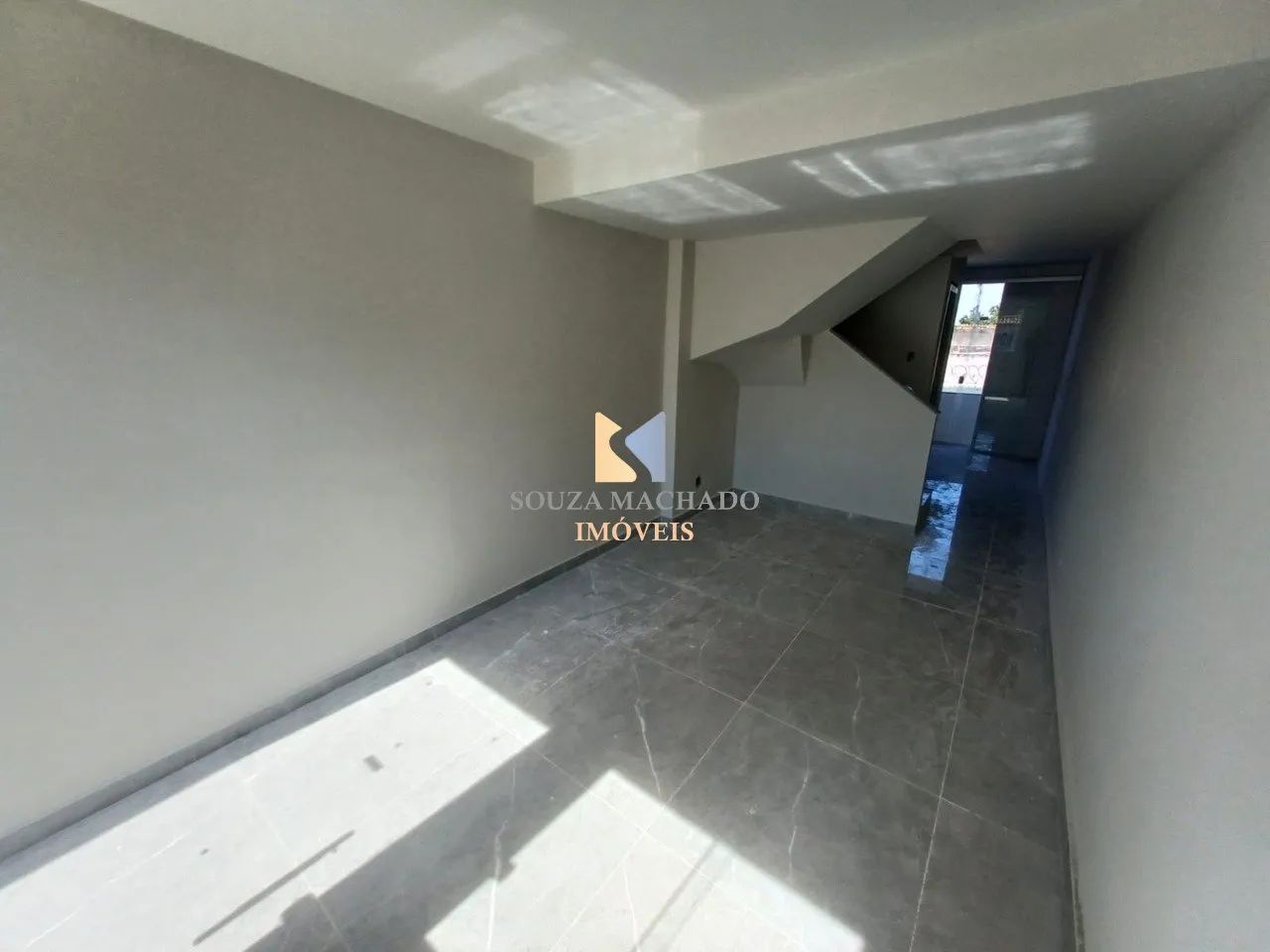 Casa independente de dois quartos e duas vagas em Venda Nova - Foto 3