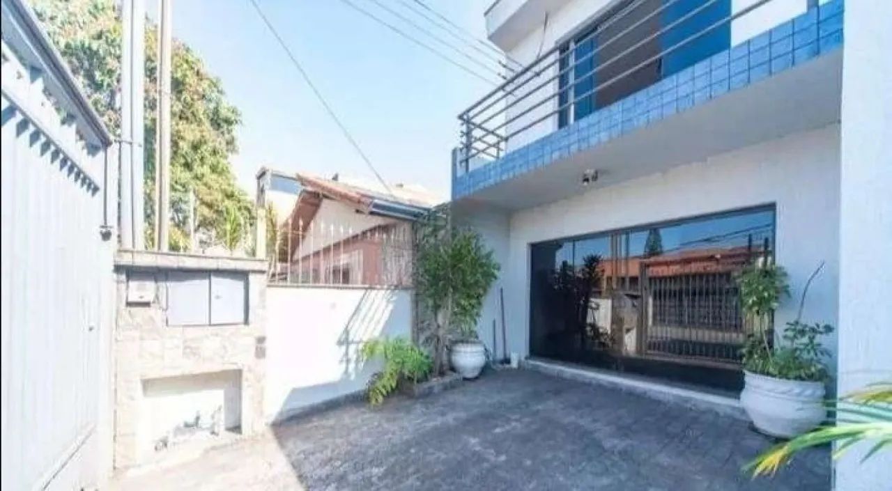 Casa Comercial à Venda em Santo André