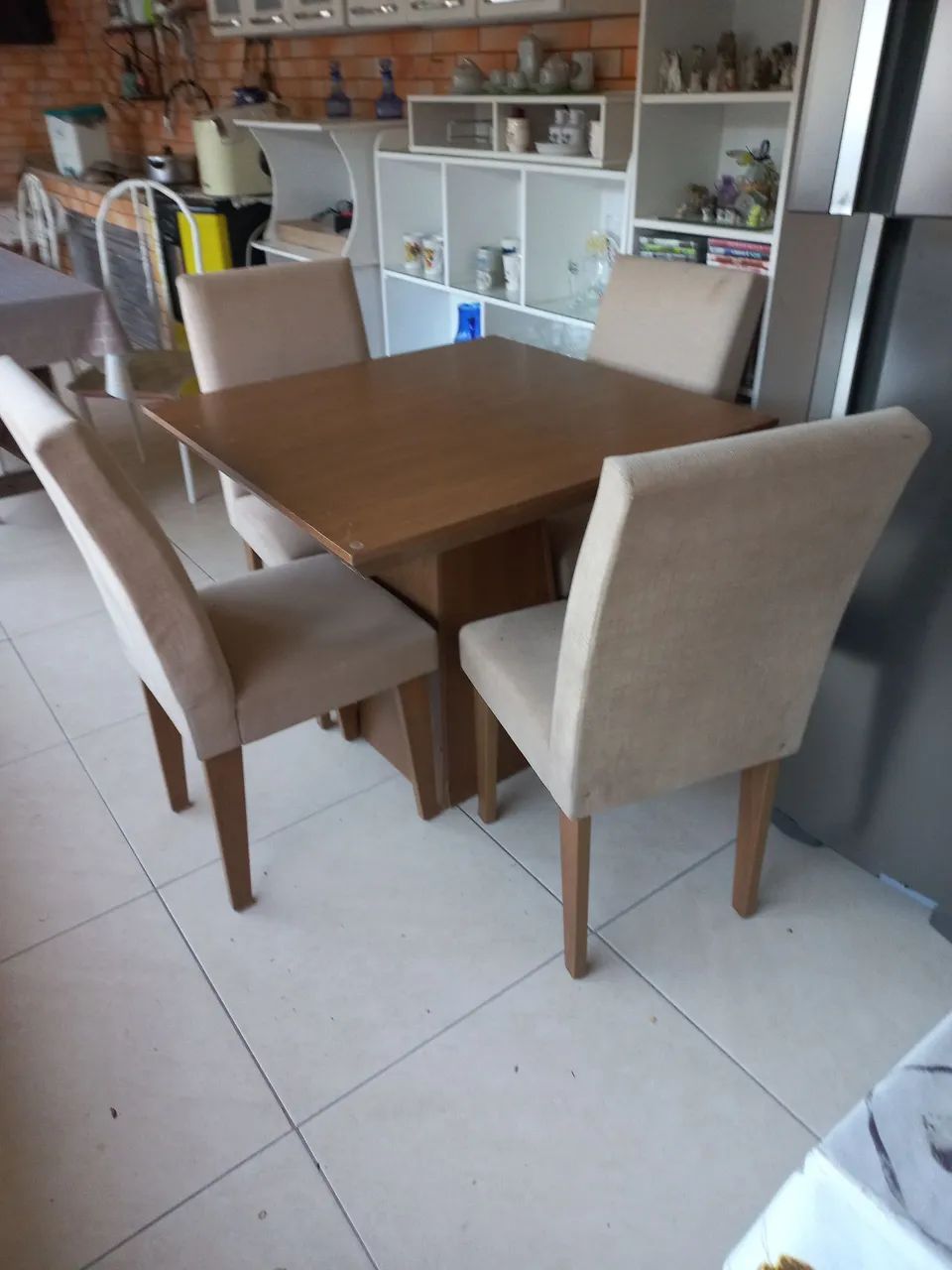 Mesa com 4 cadeiras - Foto 3