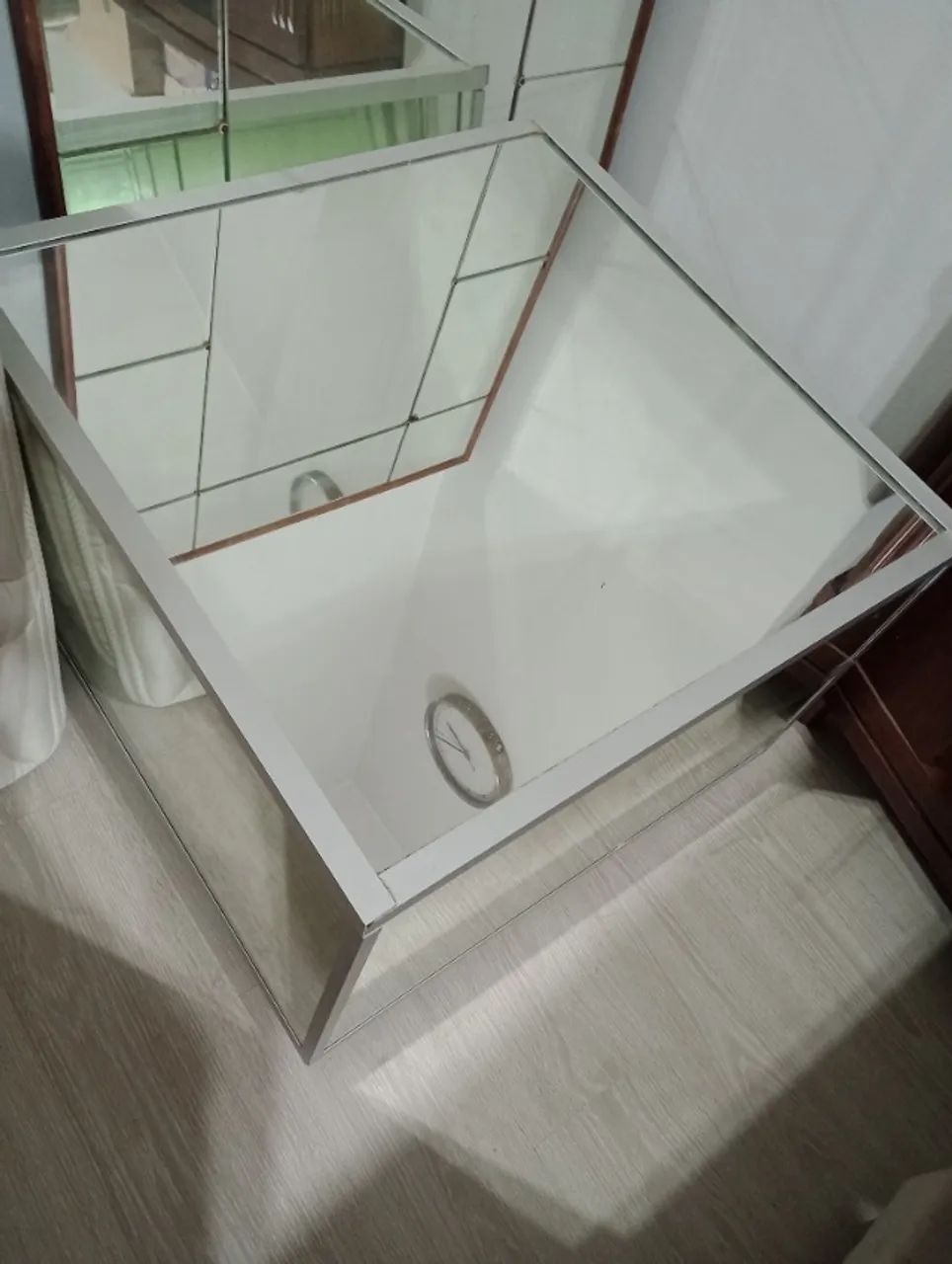 Mesa de canto/centro espelhada 0,72 x 0,72 - Foto 3