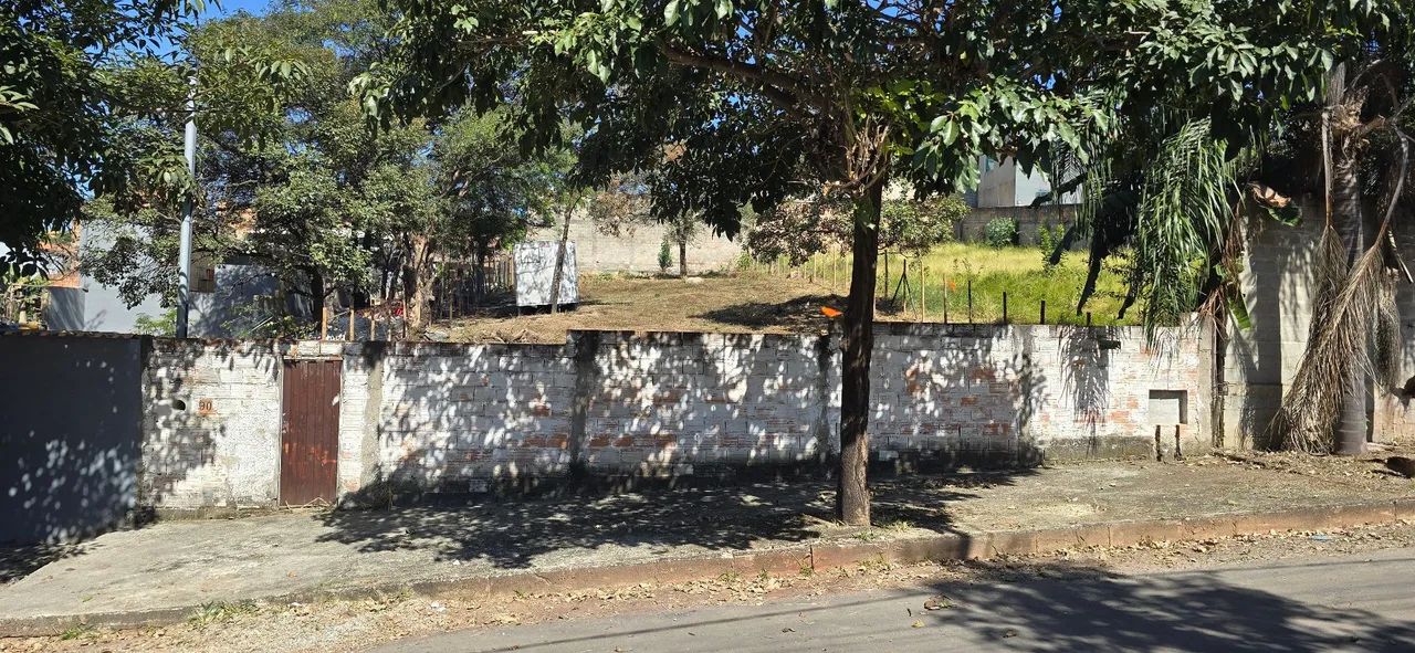 Lote a venda bairro trevo