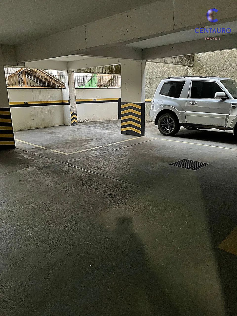 Ótimo apartamento quarto e sala com varanda e garagem na Oscar Vidal - Foto 5