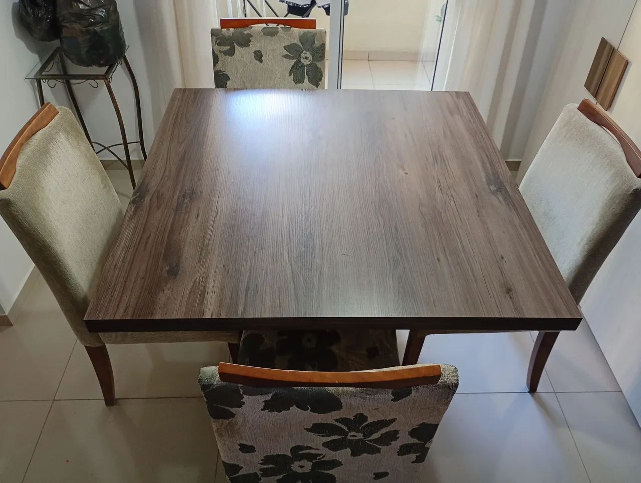 Dining Table and Sideboard64985889793665121