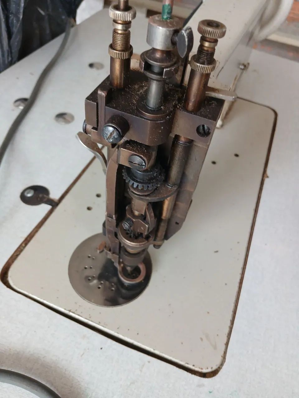 Maquina de bordado - Foto 2