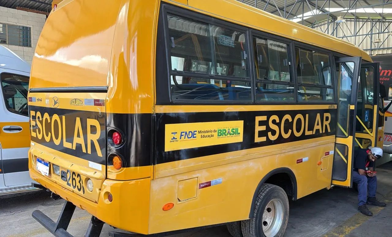 VOLARE V8 ESCOLAR SIMPLESMENTE IMPECÁVEL  - Foto 2
