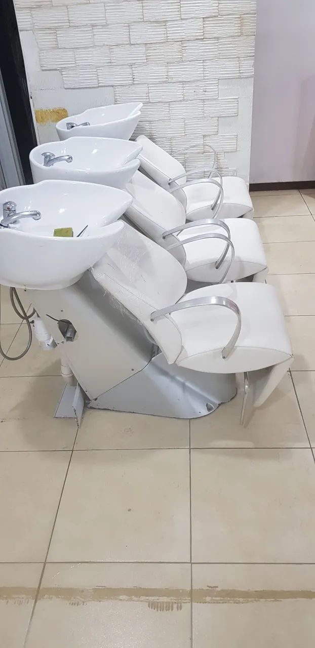 Lavatorios e Espelhos para salao de beleza