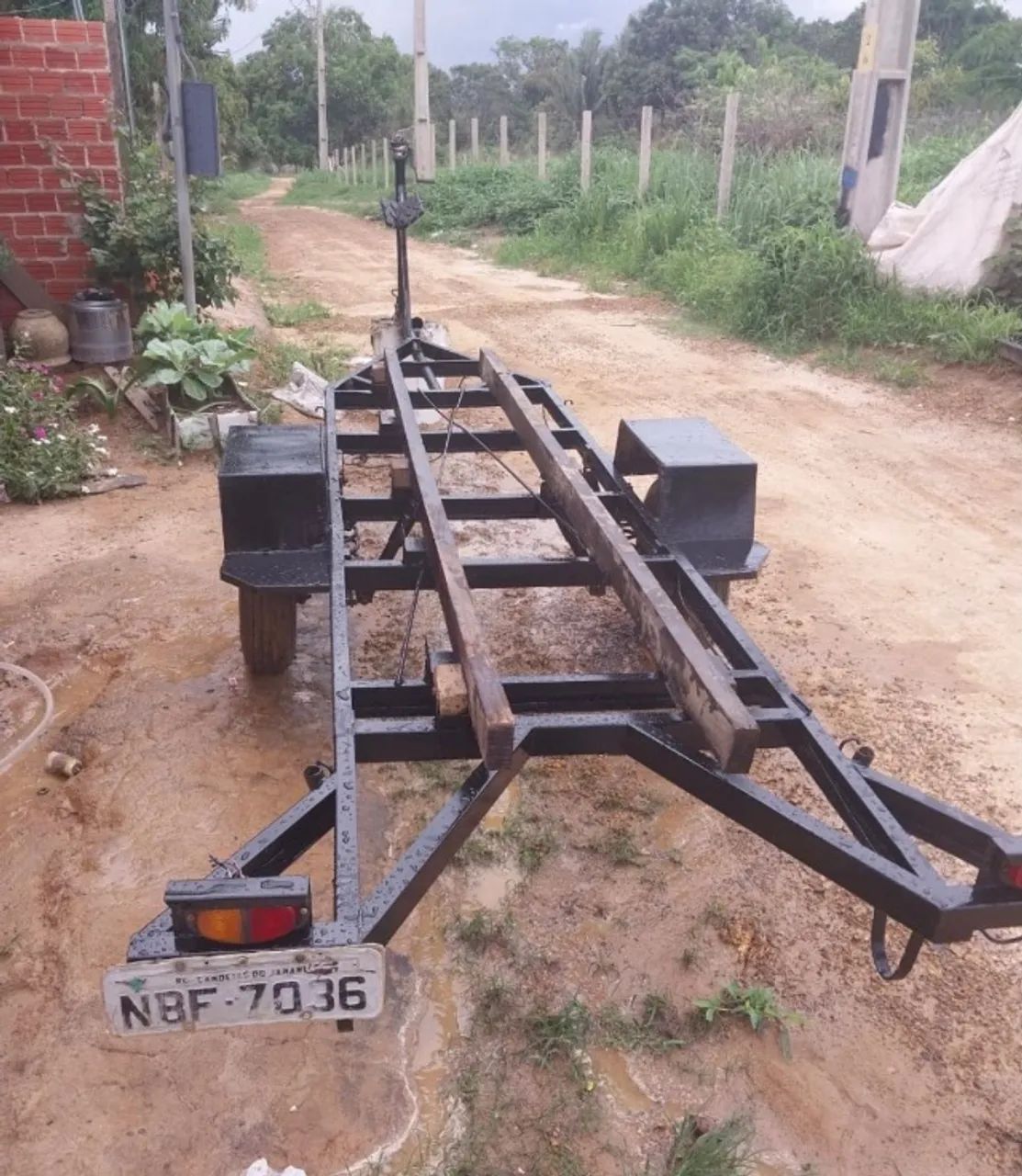 Carretinha para transportar embarcação 