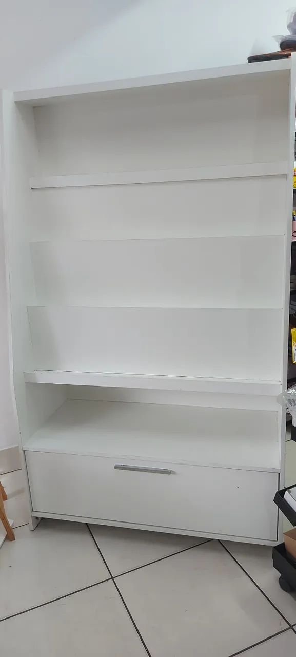 Móvel Expositor Multiuso