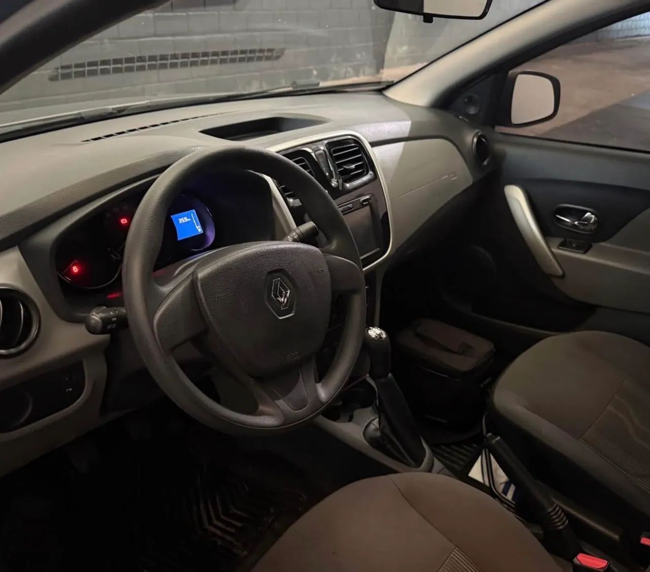 Renault Logan Expression Hi-flex 1.6 8V 4P 2016 - Foto 3