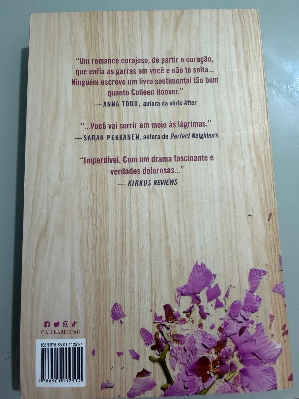Livros - Colleen Hoover - Foto 3