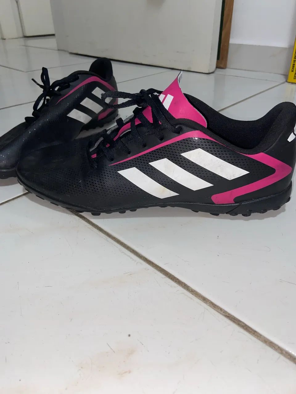 Chuteira Society Adidas Artilheira VI 42/43