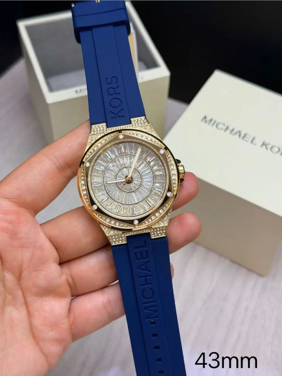 Relógio Estilo Michael Kors Lennox Oversized - Foto 4