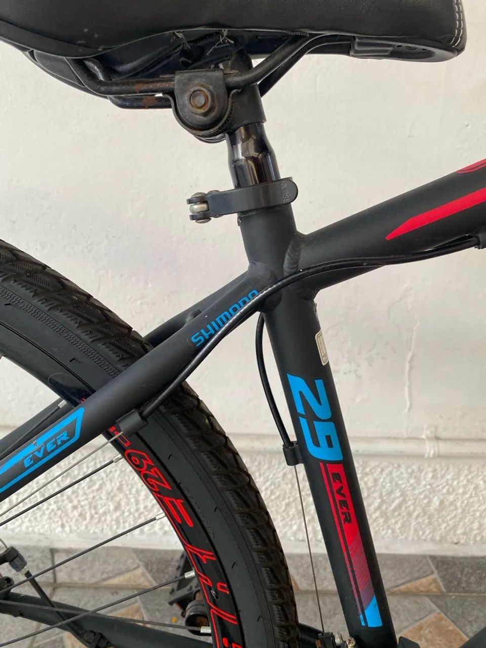 Bicicleta Aro 29 Ever - Equipada com Shimano e Freio a Disco (Ótimo Estado) - Foto 4