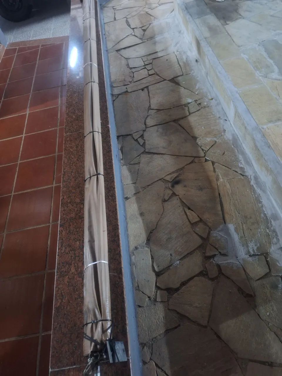 Dois Toldos  retratil usado reforçado  - Foto 2