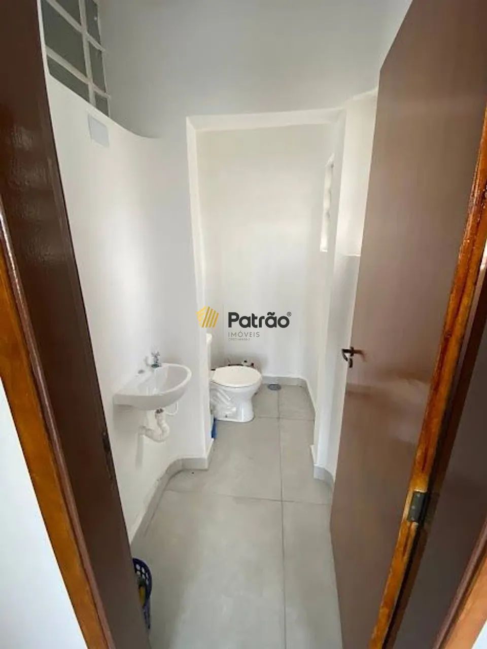 Excelente sala 13m2 - 2 banheiros compartilhados - Foto 5