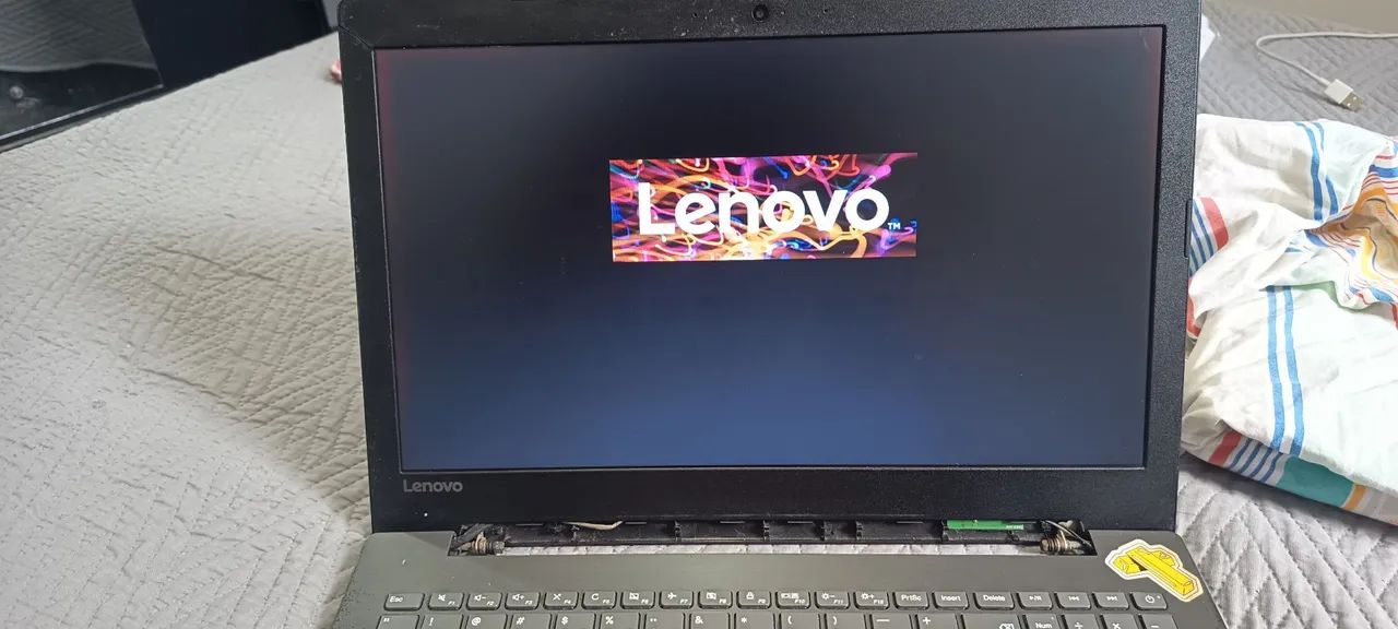 Notebook Lenovo IdeaPad 320 | Celeron N3350 | 8GB RAM | SEM HD/SSD - Foto 4
