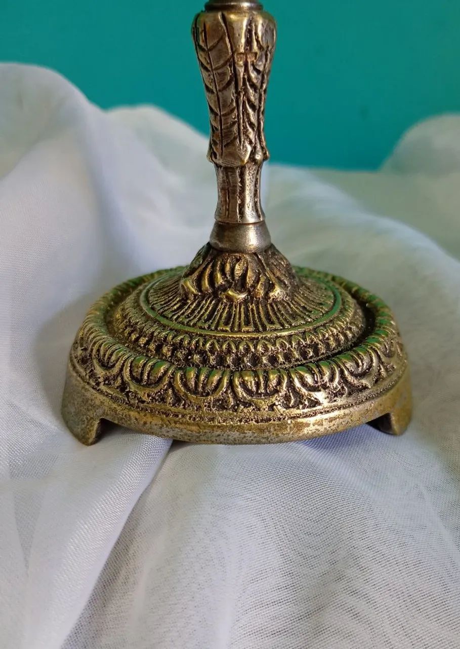 Antiga Fruteira / Centro de Mesa em Bronze e Vidro 16 cm - Foto 2