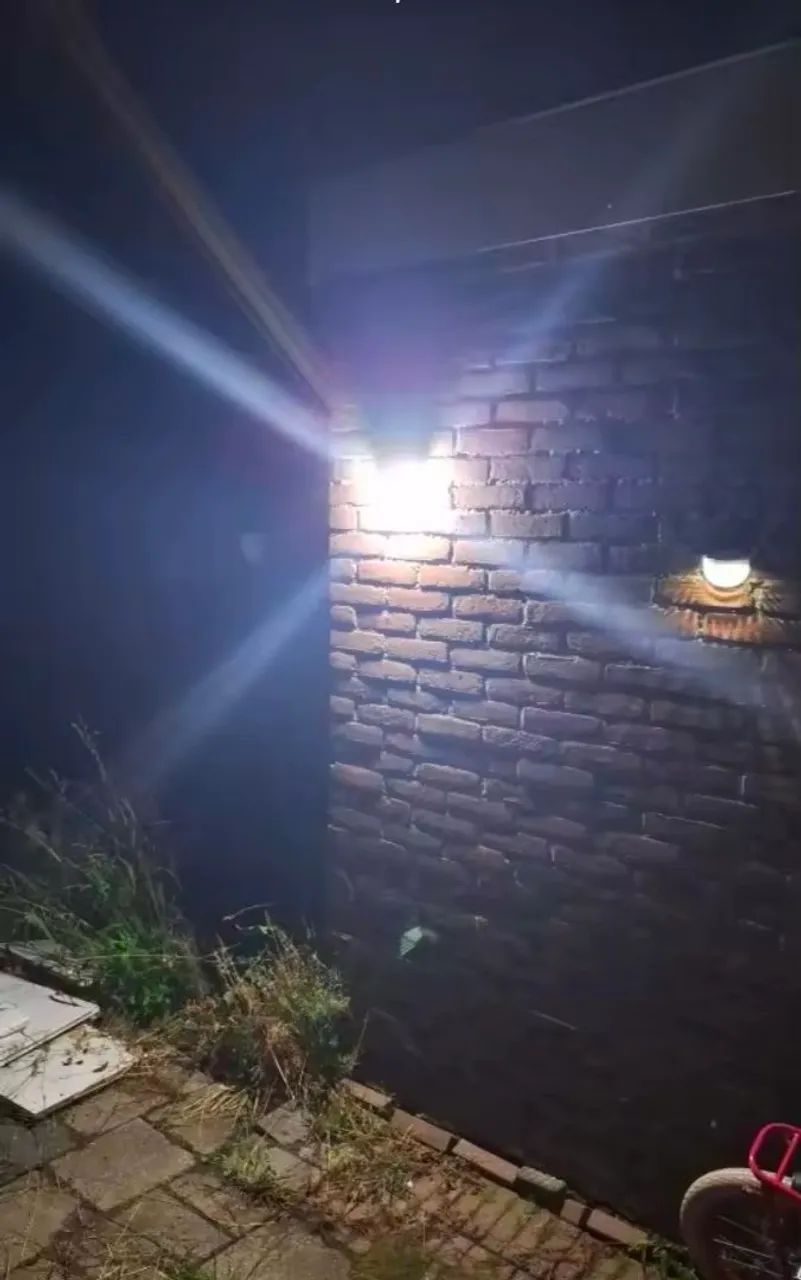 Luminaria Solar De Parede 100 Led Sensor De Movimento - Foto 5