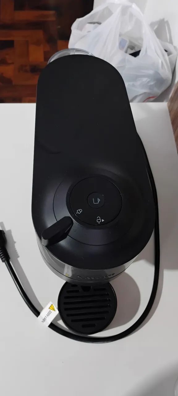 Nespresso Vertuo Pop Preta 220 V - Foto 3