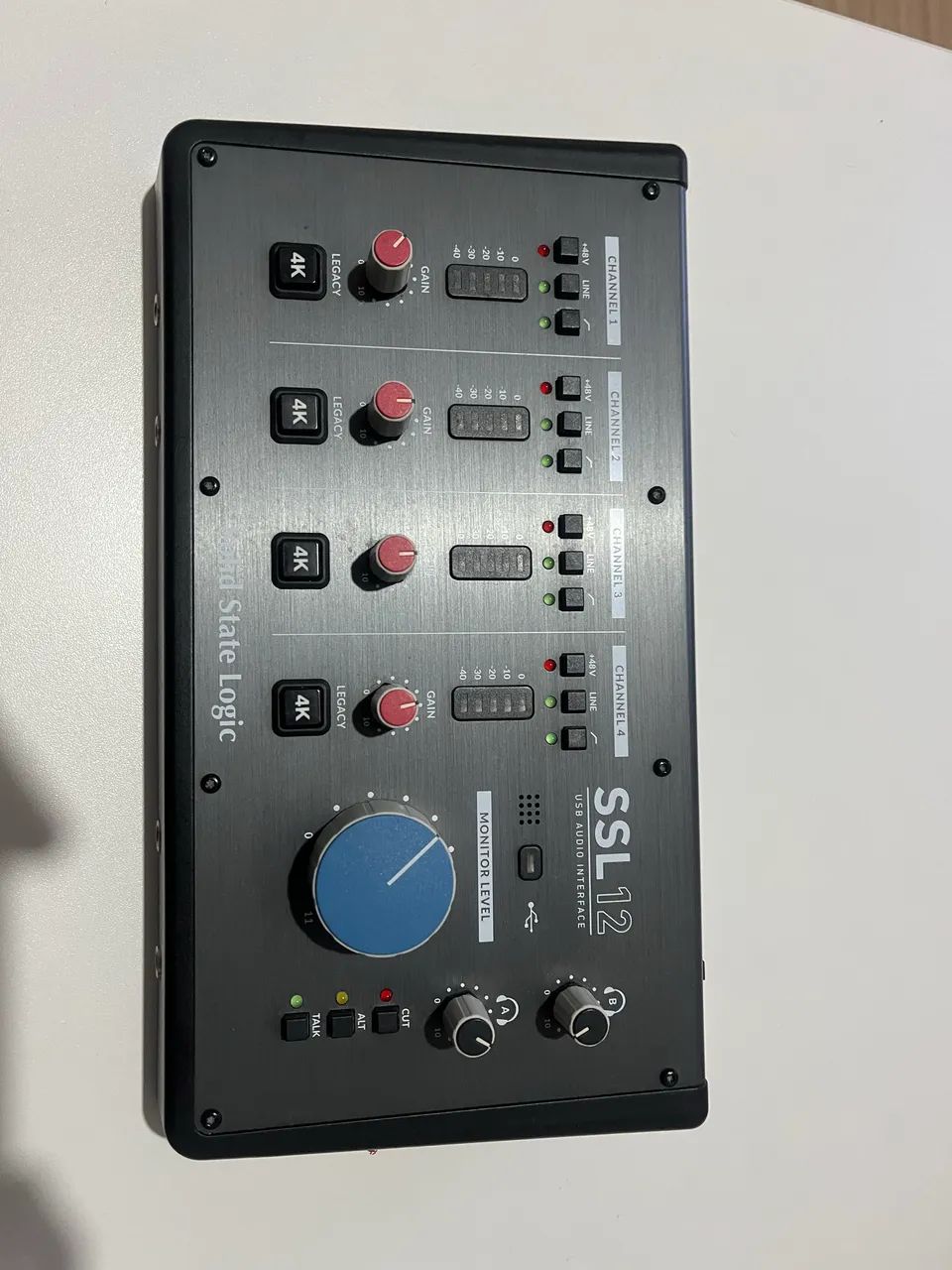 SSL 12 - Interface de áudio