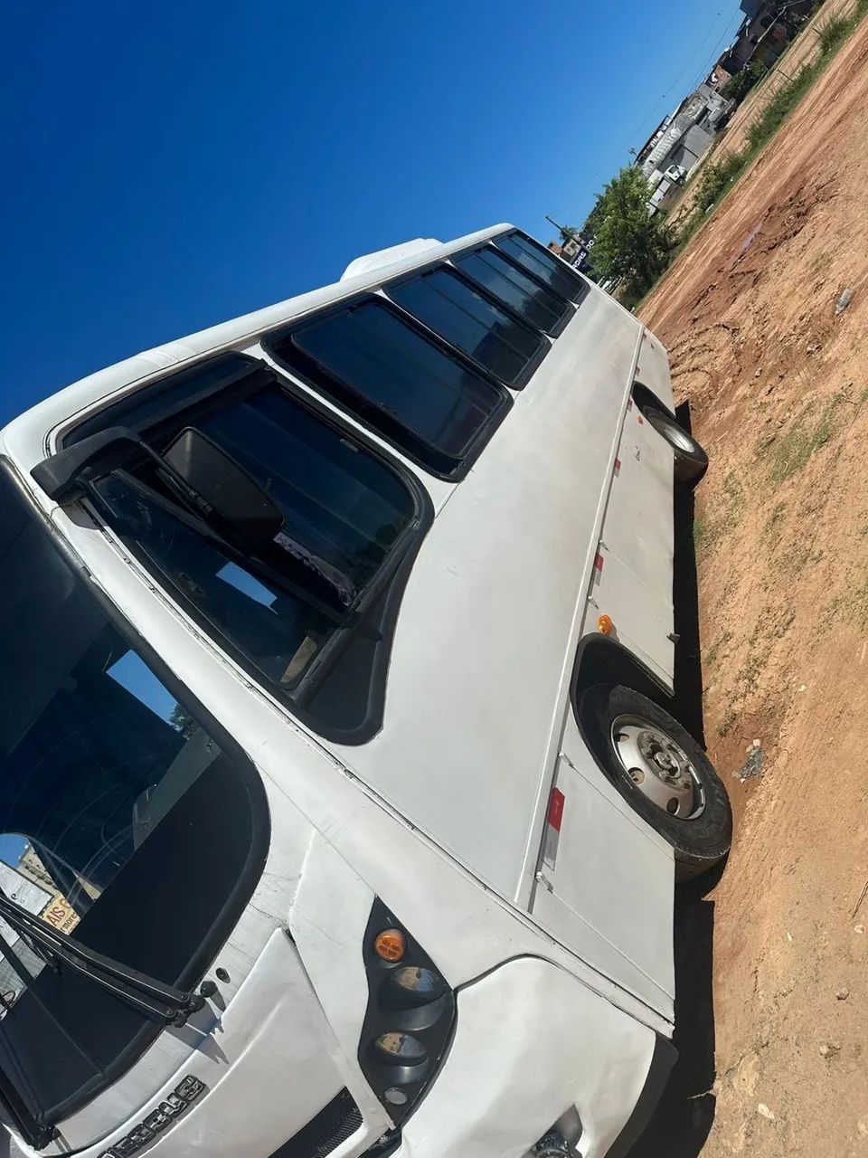 Microônibus Agrale - Foto 4