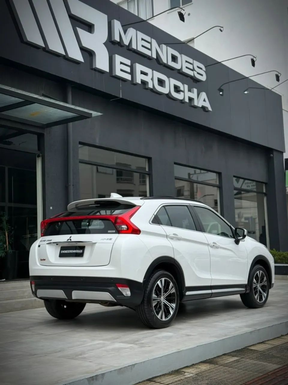Mitsubishi Eclipse Cross HPE-S 1.5 AWD 165cv Aut. 2020 - Foto 4