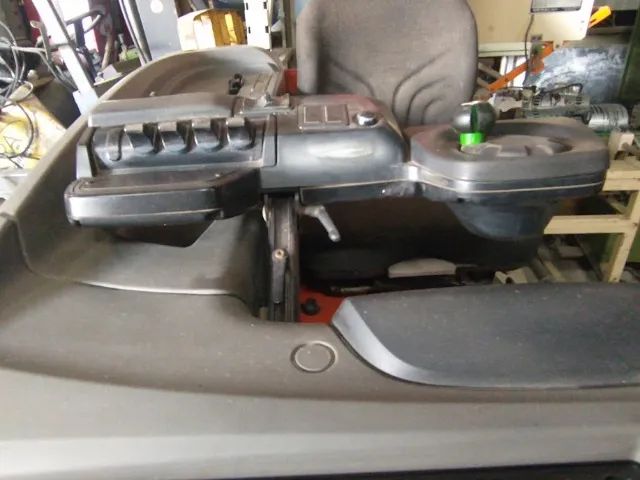 Empilhadeira BT modelo RR B2 Ano 2008 - Foto 5