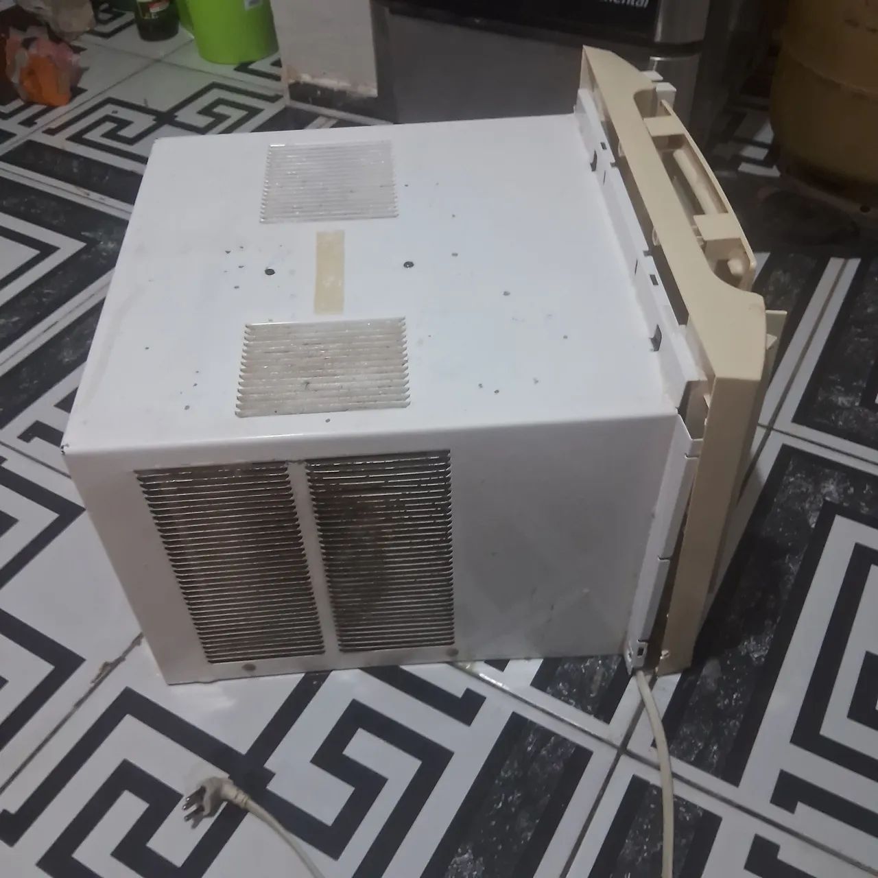 Ar condicionado 7500 BTU 220v - Foto 3