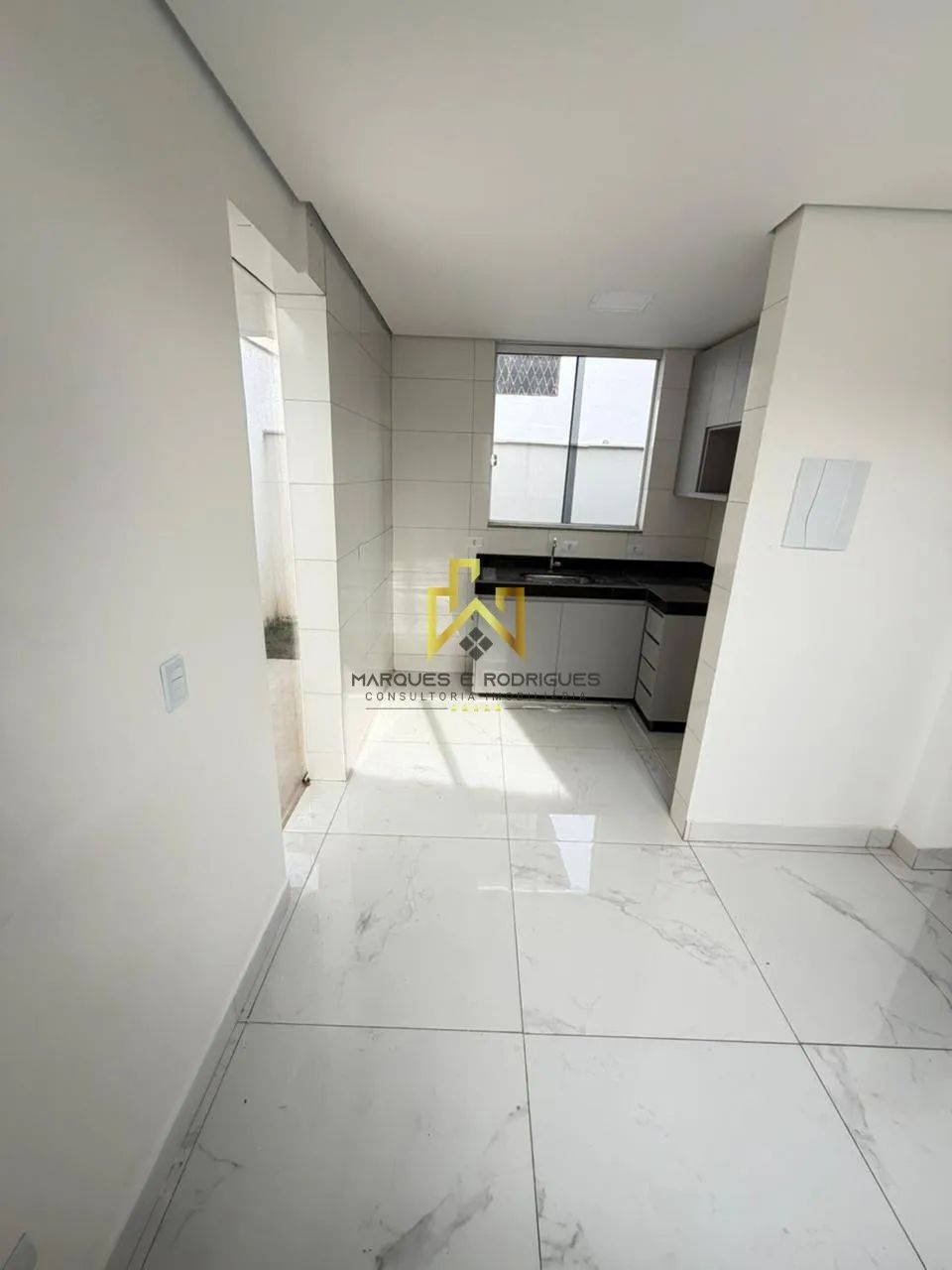 Casa Geminada Duplex com Área Externa e Excelente Acabamento - Foto 5