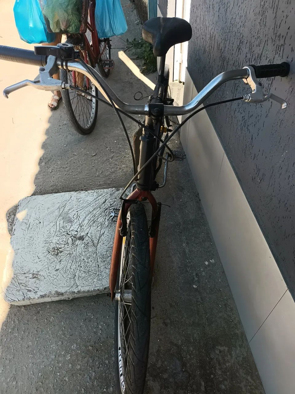 Bicicleta semi nova quadro reto  - Foto 5