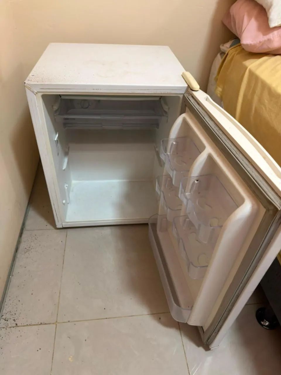 Frigobar Compacto Branco - Foto 2