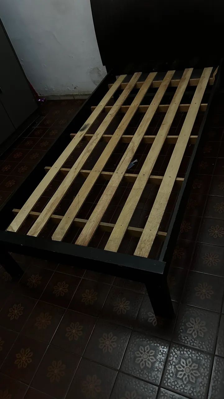 Cama com Colchão D33 Seminovo  - Foto 3