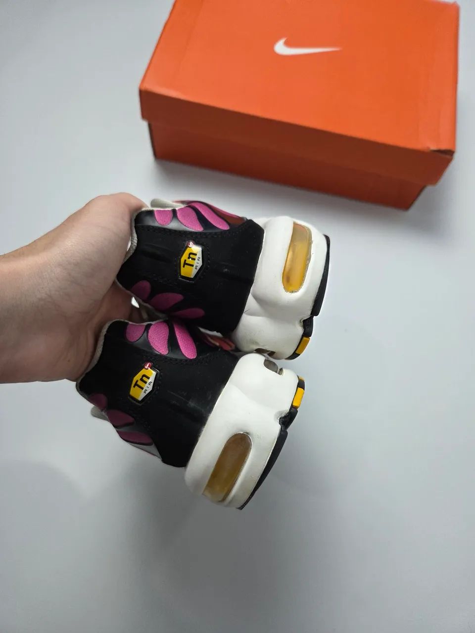 Air max plus TN "Yellow Pink Gradient" Tamanho 40 - Foto 5
