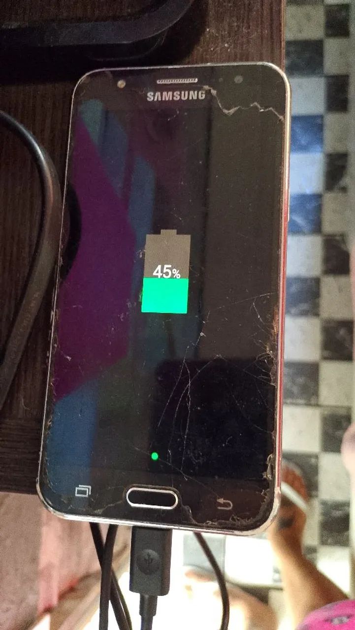 J5 funcionando perfeitamente 