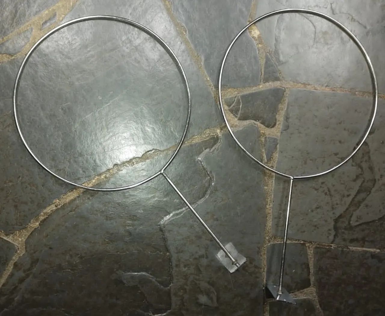 Suporte de parede para bola de pilates