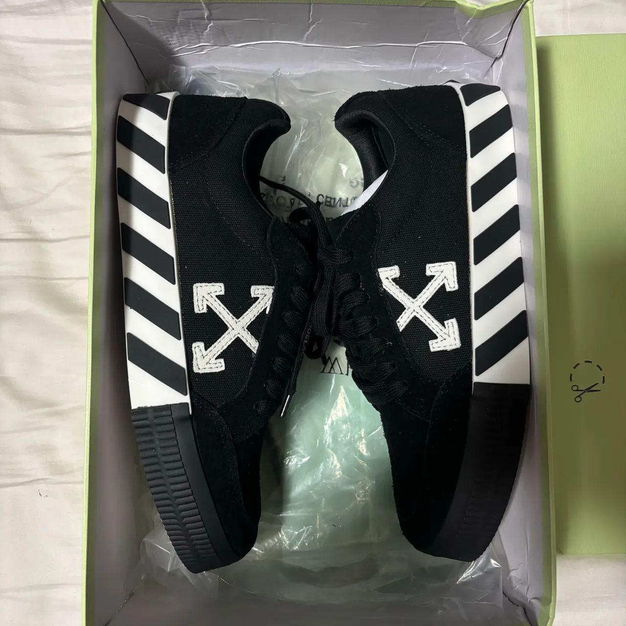 Tênis Off-White Vulcanized Low + Caixa - Foto 3