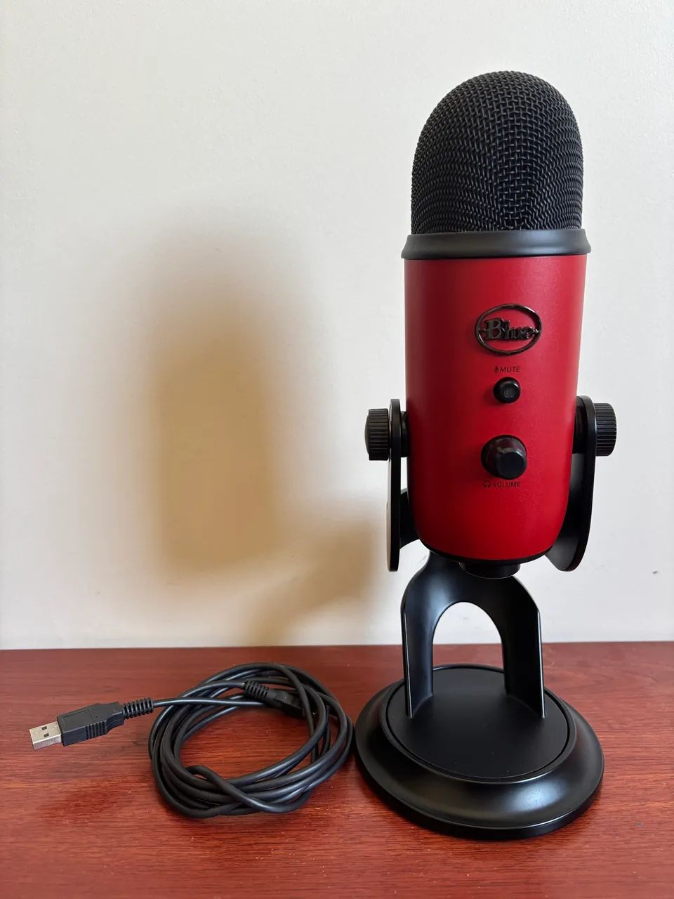 Microfone Blue Yeti USB Red Onyx - Excelente estado - Foto 5