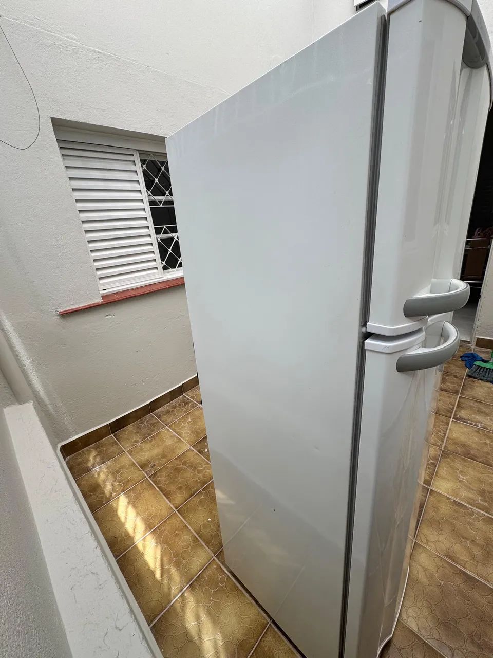 Geladeira Electrolux super freezer DC34 260L - Foto 2