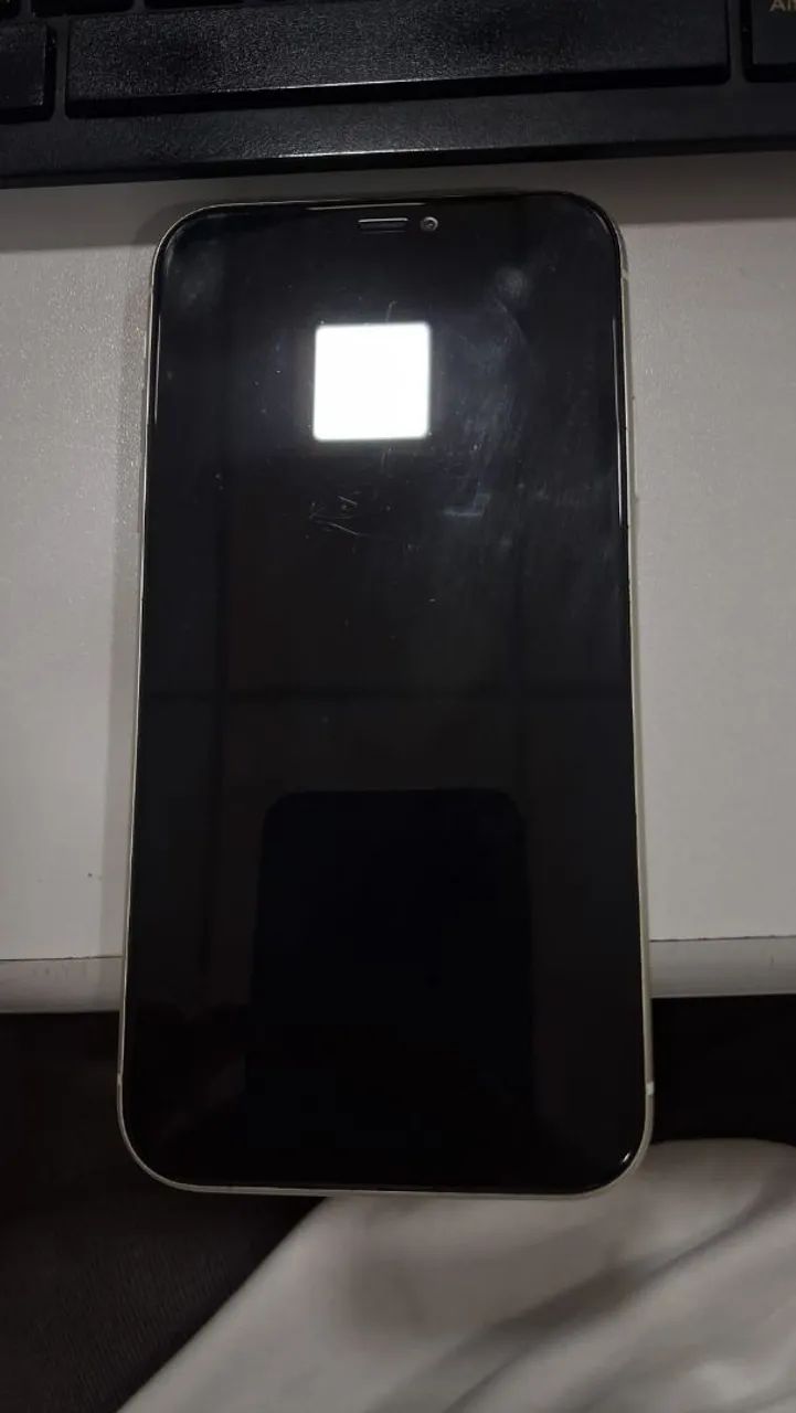 Iphone 11 64GB - Branco - Foto 2