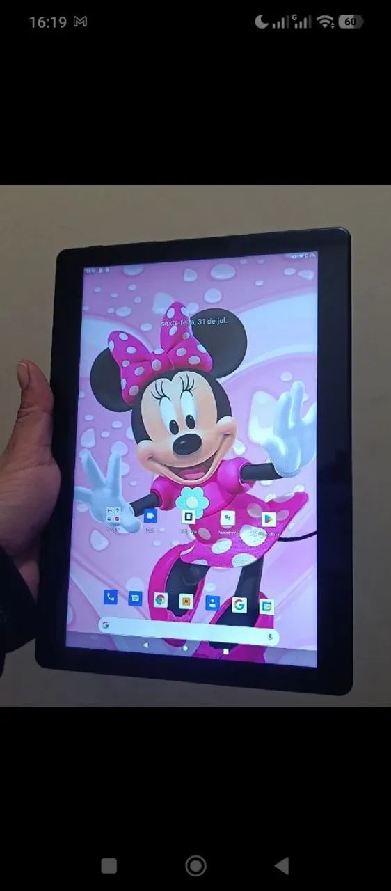 Tablet Tela 10Polegadas. Excelente estado. Entrada p/ 2Chips 
