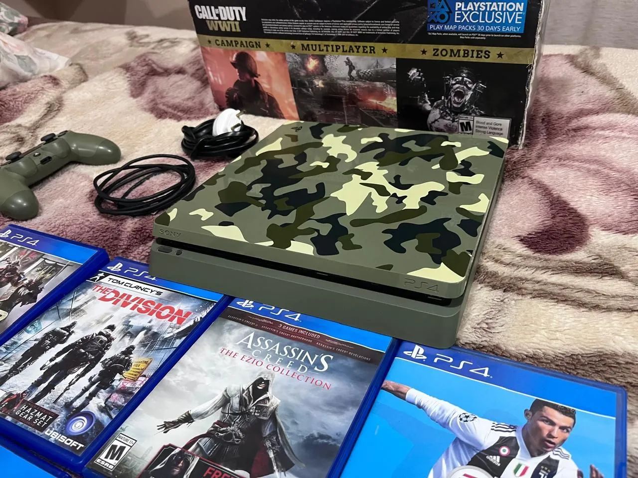 PlayStation 4 Com dois Controles e 13 Jogos... - Foto 3
