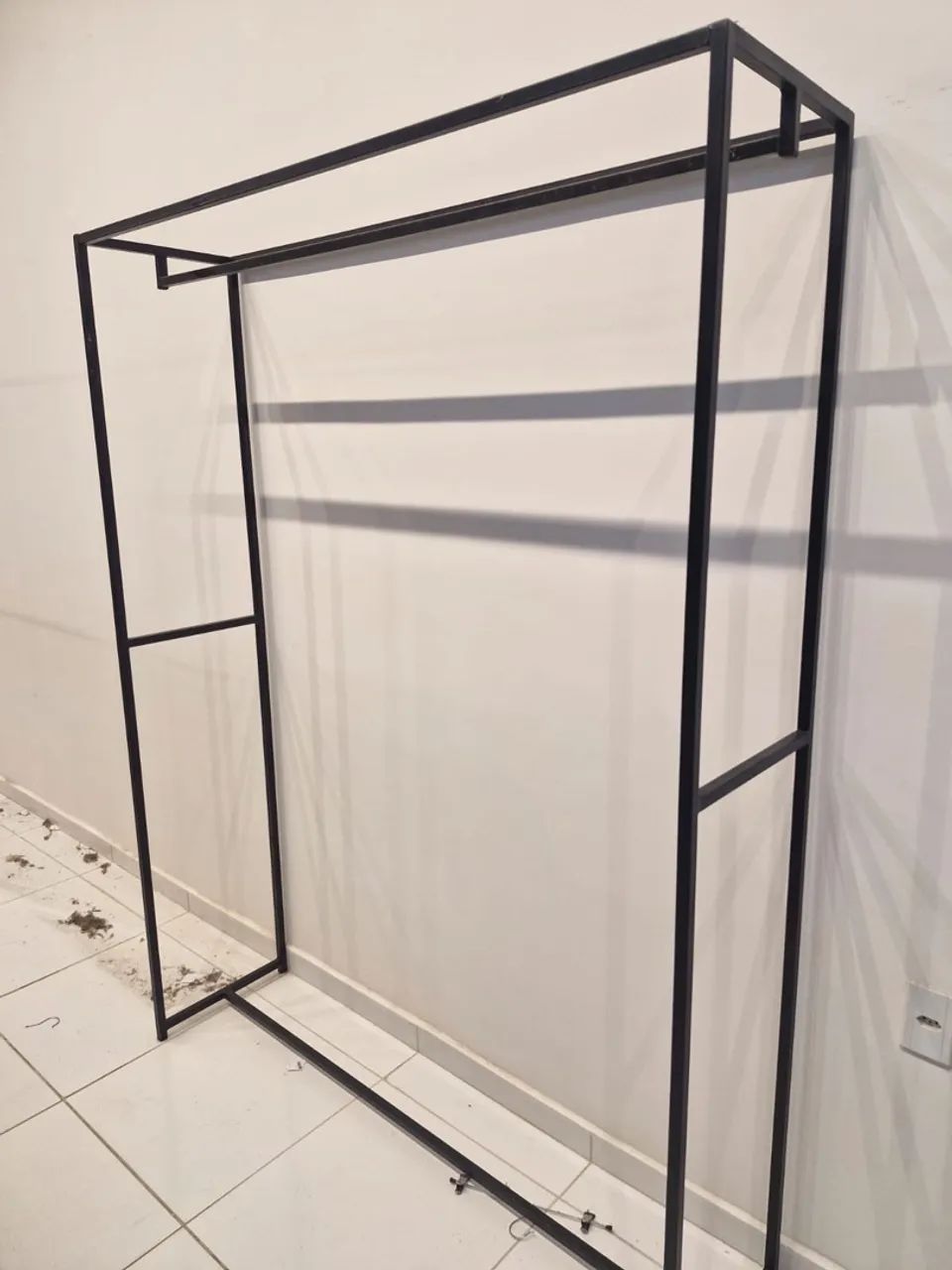 Arara de roupa p loja